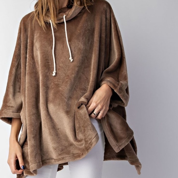 ❄️MOCHA VELVET PONCHO - Picture 7 of 7